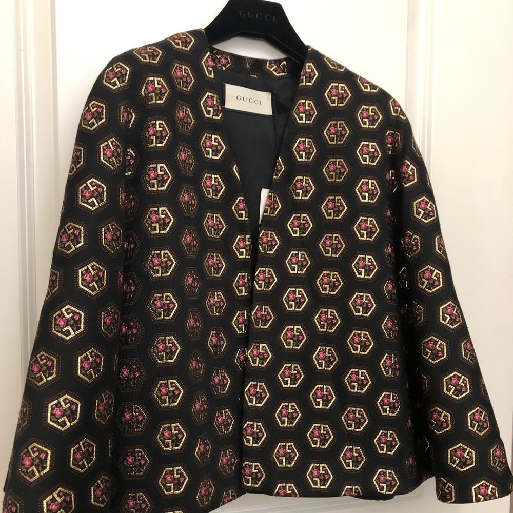 Gucci cape